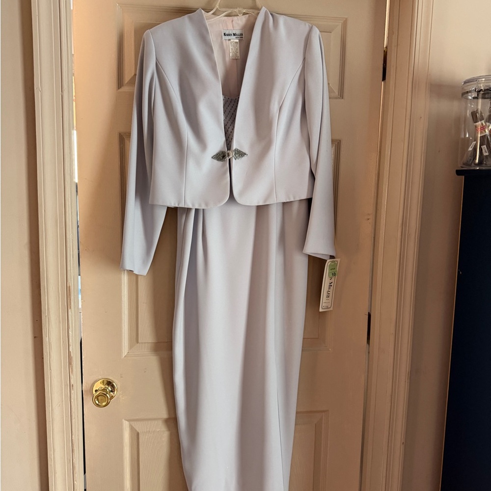 Elegant Light Grey Women's Dress with Jacket